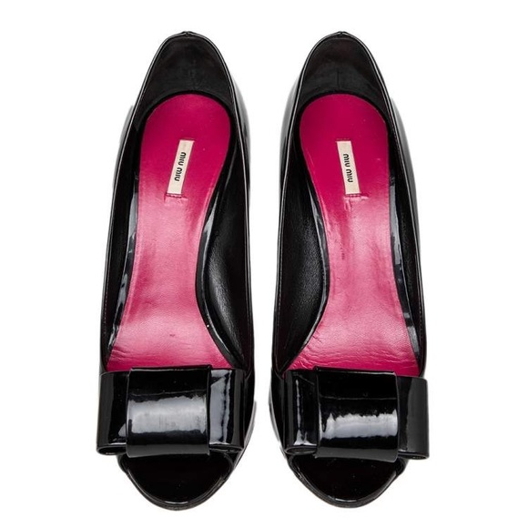 Miu Miu Black Patent Leather Bow Peep Toe Pumps - Picture 2 of 6